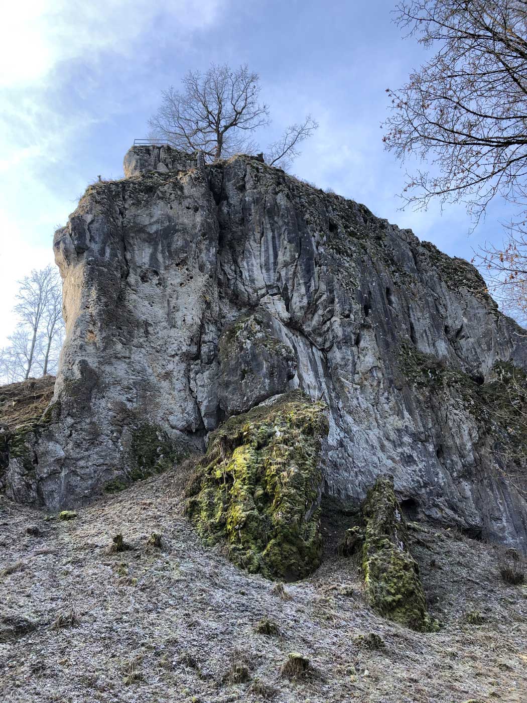 Felsen der ehemaligen Burg Falkenstein (Gerstetten / Eselsburger Tal)